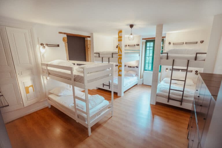 Chambre 1 de Maiz'in Bourgogne Sud, lits superposés pour 11 personnes